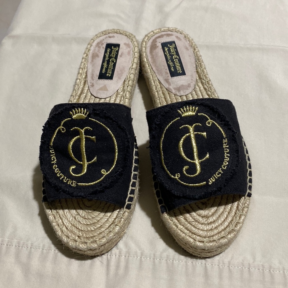 Juicy Couture Women’s Sandals